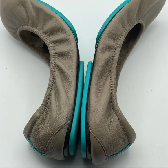 Taupe Tieks size 7 Classic Leather Ballet Flats - Picture 11 of 13